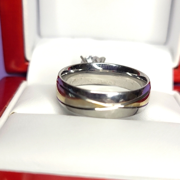 Drop Dead! - Picture 7 of 9